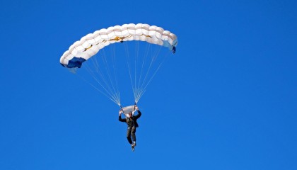 九游app下载中心-“中国女足迎来国际友谊赛，展现全新战术体系”，中国女足邀请赛